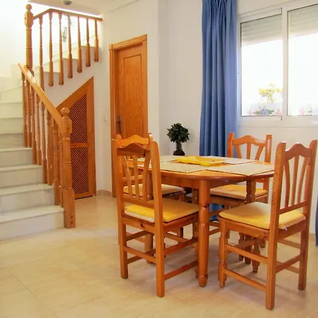 Comodo Con Terraza R25 By Novadesta